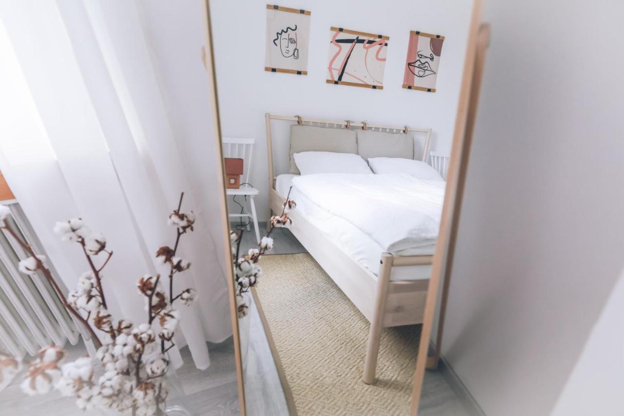 Ella'S Castle View Apartment Ljubljana Ngoại thất bức ảnh